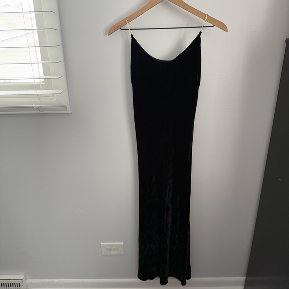 Reformation Medium Ady Velvet Maxi Dress Black Chain Strap Holiday Minimal - Picture 3 of 12